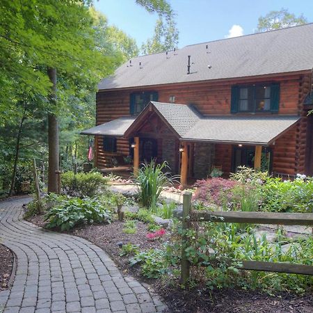 Lazy Bear Lodge Valle Crucis Zewnętrze zdjęcie