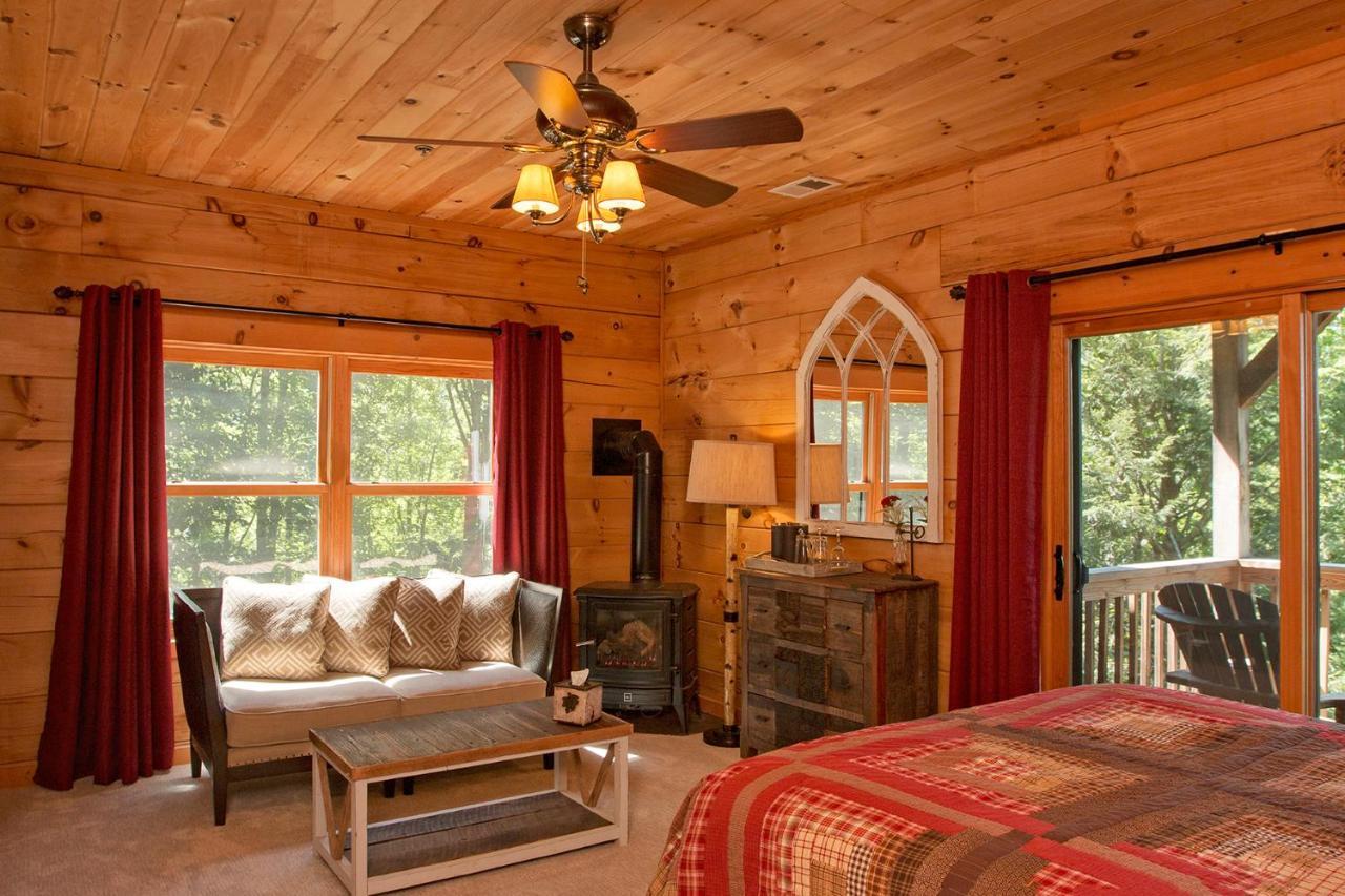 Lazy Bear Lodge Valle Crucis Zewnętrze zdjęcie